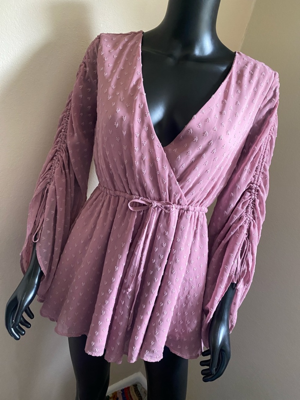 ALTAR’D STATE Mauve Textured Ruched Sheer Sleeve Wrap Romper